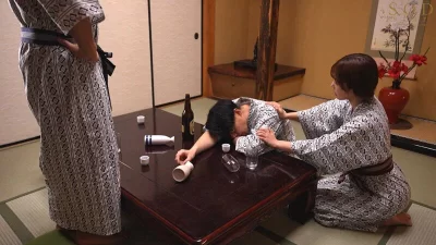 雌ノ宿~妻ハ乱レ穢サレル~ 紗倉まな